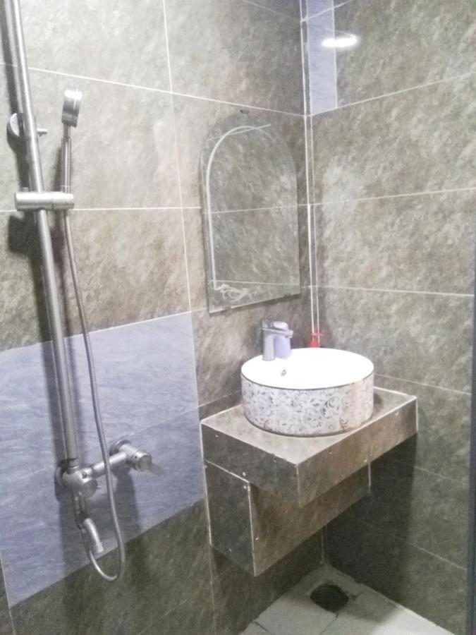 Khach San Gia Nghiem Hotell Bac Lieu Exteriör bild
